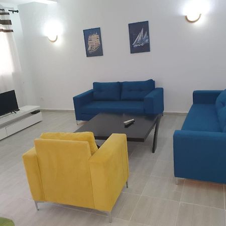 Appartement Au Centre De Marsa Ville La Marsa Luaran gambar